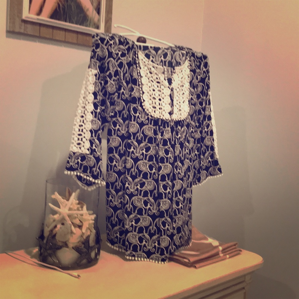 Ladies Petite Blouse